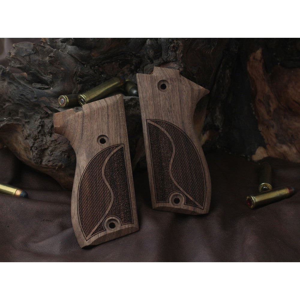KSD Brand Þahin 8, Turkish Walnut Grips